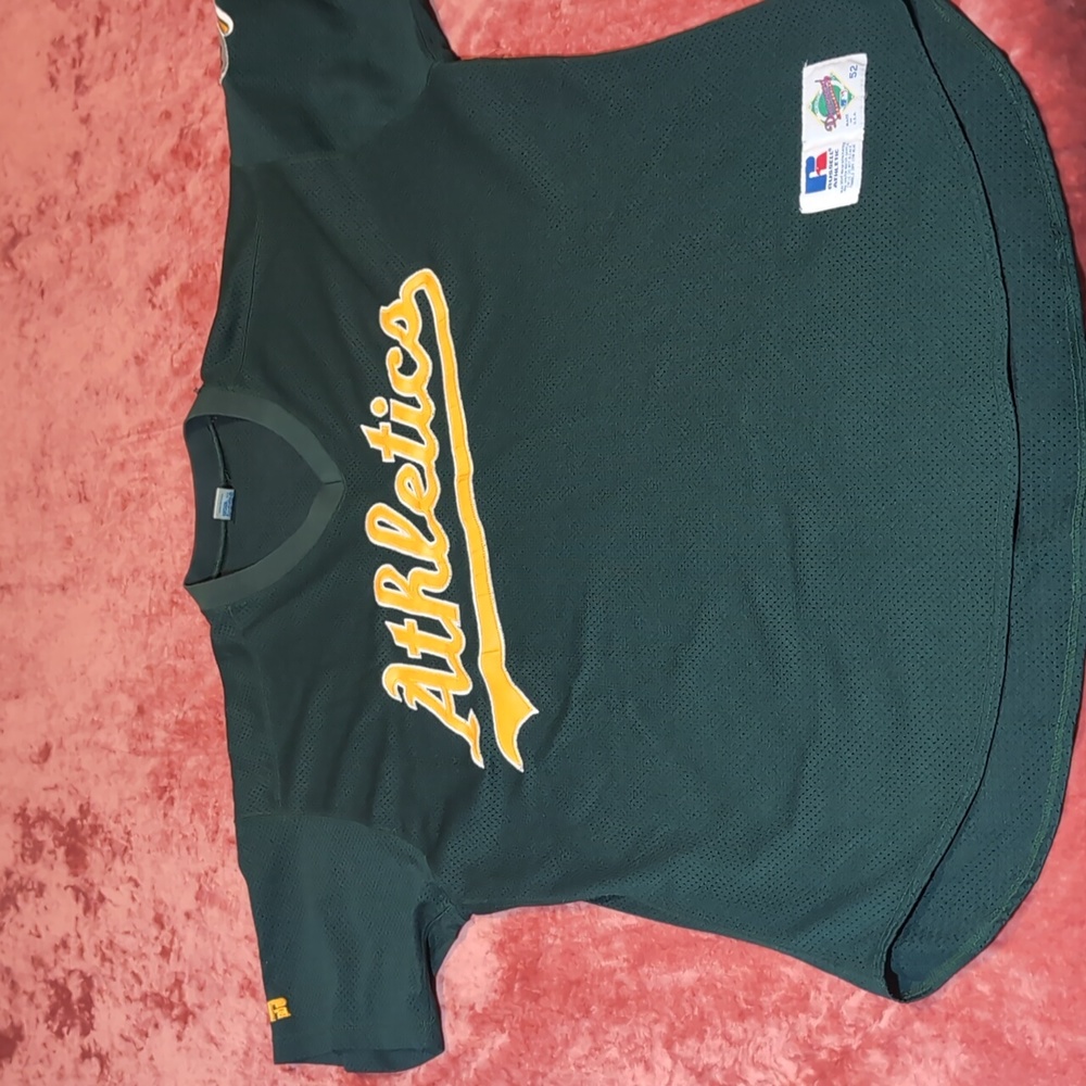 Oakland Athletics Vintage 90s Russell Green Short Sleeve Mesh Jersey Size 52
